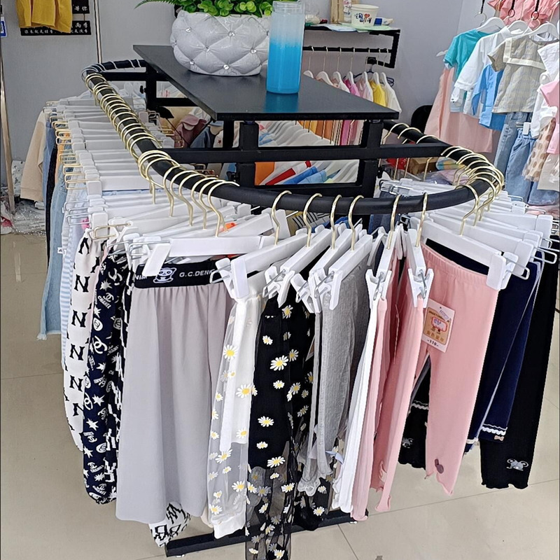 Furniture And Hardware Store - Iron Clothing Store Oval Shelf Floor