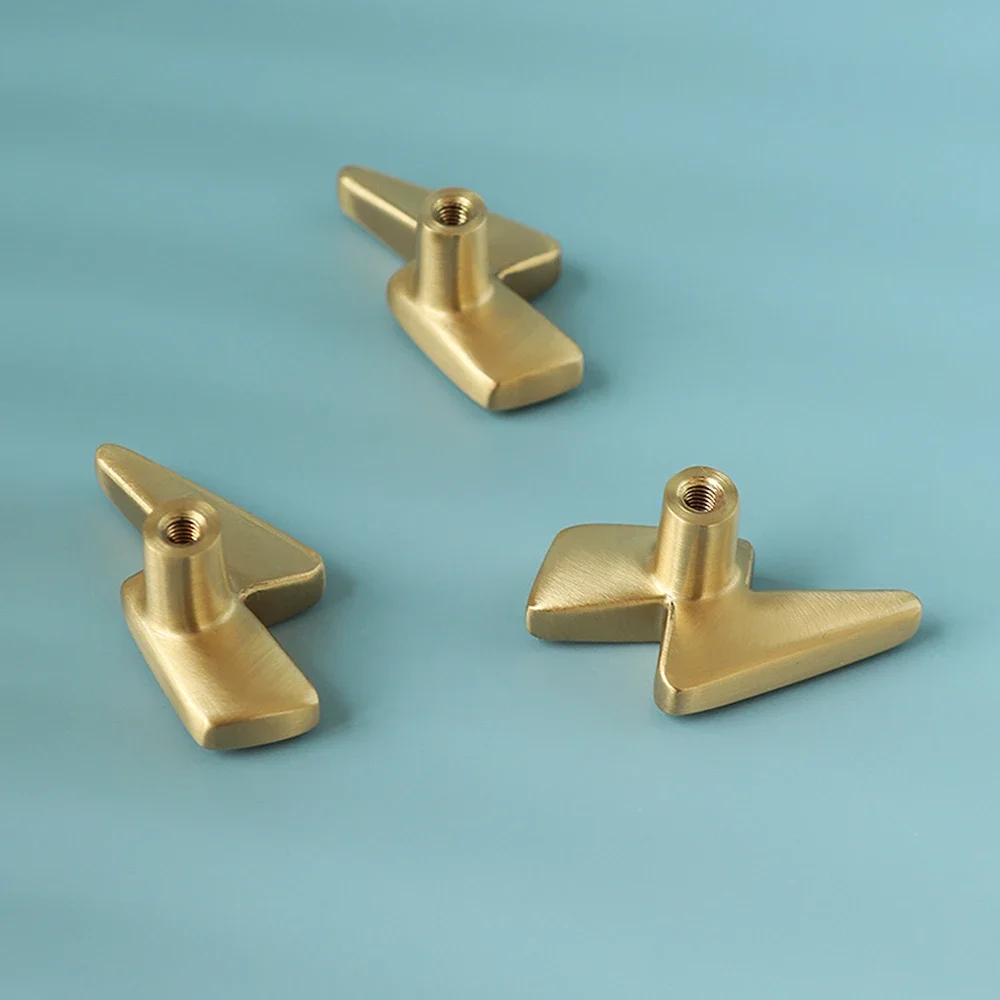 Lightning Design Brass Cabinet - Unique Furniture Hardware Pulls recension och pris